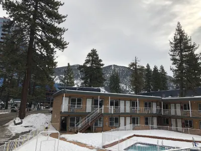Alpine Inn & Spa Hotels in Zephyr Cove