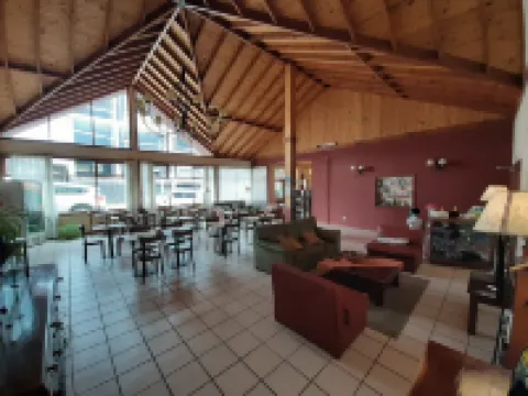 Hotel Austral Ushuaia Hotels near Saint Christopher