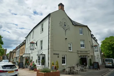 The Kings Arms Отели рядом с достопримечательностью «(Free) Entrance to Blenheim Park»