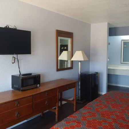 Brooks City Executive Inn