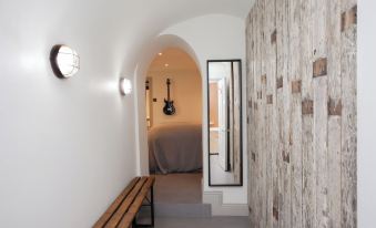 Higgihaus Apt 1 #36-37 Royal York Crescent