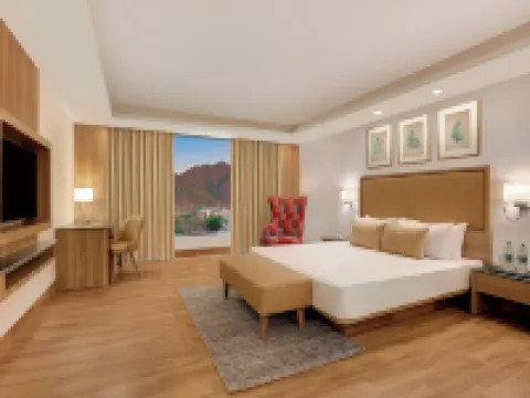 Lemon Tree Hotel Rishikesh Hotels in Rishikesh