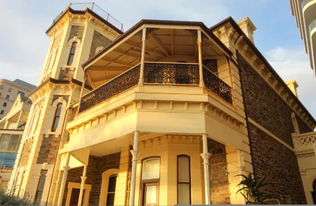 Seafield Tower Glenelg Apartment No 2