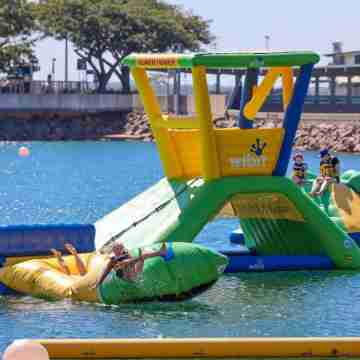 ZenLux 4BR Waterfront Penthouse Pad 270 Panoroma Fitness & Recreational Facilities