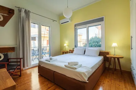 Upscale Modern Escape in the Historic Center