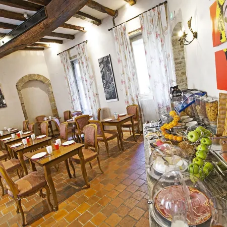 Hotel Athanor Centre