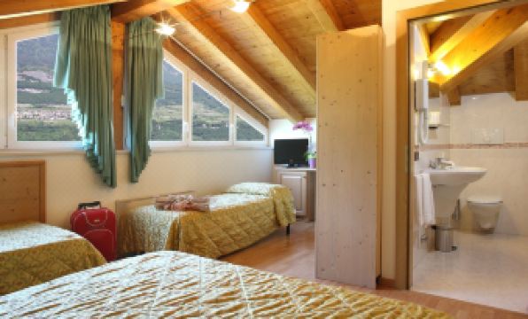 Hotel Sant'Ilario - Housity