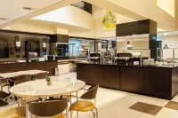 Master Curitiba Hotel - 1,6 km do Estádio Couto Pereira - Show - Breakfast