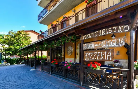 卡夏酒店及餐廳