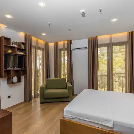 Hotel Plaza Lucice