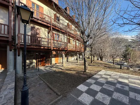 Apartamentos la Solana Отели рядом с достопримечательностью «Boi-Taüll»