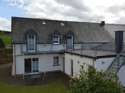 Apartment in Zendscheid Near Forest Trails