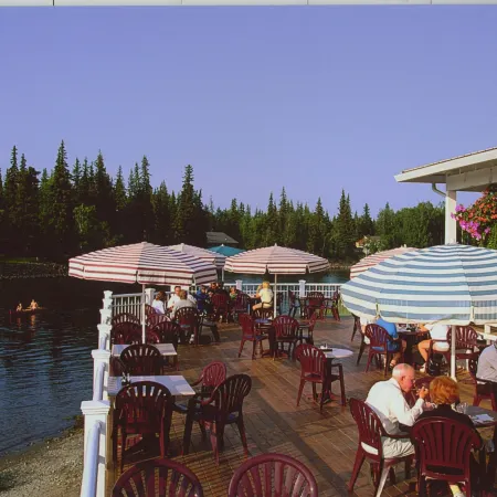 River's Edge Resort