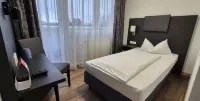 Melvi Hotel Göppingen Hotels in Eislingen