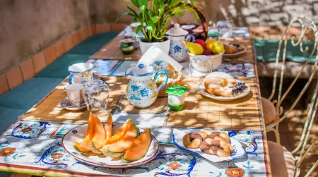 B&B la Torretta Отели рядом с достопримечательностью «Concattedrale di San Nicola»