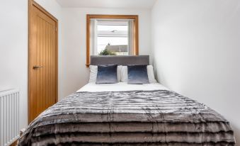 West Sands - Donnini Apartments