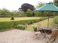 杜肯庭院小屋自助式度假小屋，位於美麗的鄉村 - 公寓