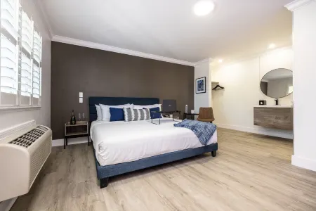 Wafer 450 Hotel Отели рядом с достопримечательностью «Калифорниас Грэйт Америка»