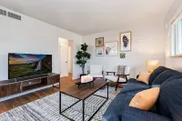 Hidden Gem Near Old Town | Grill & Cruiser Bikes! - Homestays