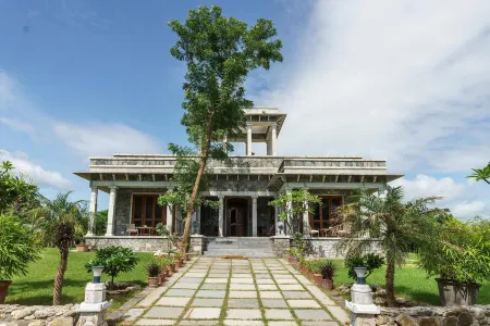 Amã Stays & Trails Abhay Manor, Kaali Toonk Отели в г. Пали