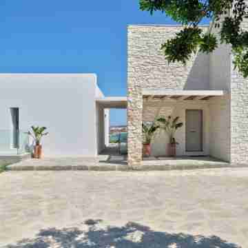 Empire Luxury Villas Hotel Exterior