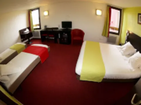 Kyriad Design Enzo Montlucon - Saint Victor Hotels in Allier