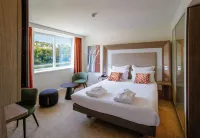 Novotel Lyon Centre Confluence Bord de Saone Hotels in Lyon