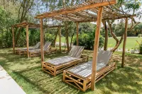 The Palm Luxury Villas Corasol by Lumina - Homestays