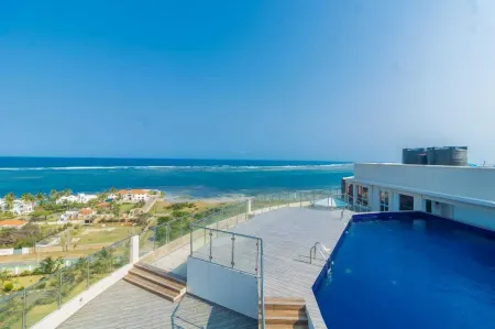 Lux Suites Antalyia Apartments Отели рядом с достопримечательностью «Nguuni Wildlife Sanctuary»