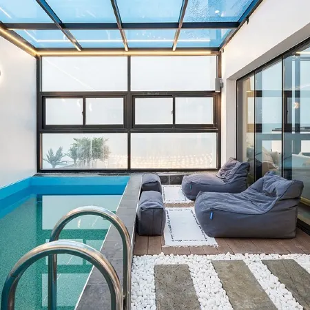 Yeosu Cave Pool Villa