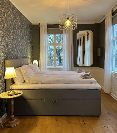 Kinna Bed & Breakfast Отели в г. Марк