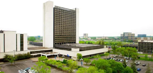 DoubleTree by Hilton Hotel Bloomington - Minneapolis South Hotels in Edina