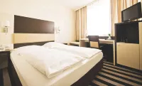 Bristol Hotel - Frankfurt City - Central Station - Cheap