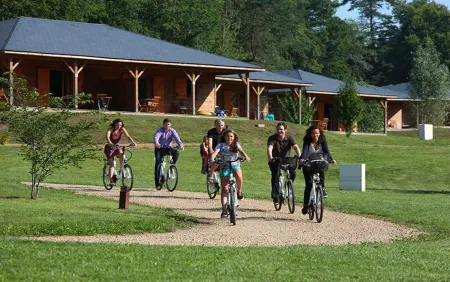 Le Domaine des Monedieres Отели в г. Марсийак-ла-Круазий