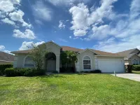 Stunning Pool Home - Heatable Pool, Pool Table, Wifi, Patio