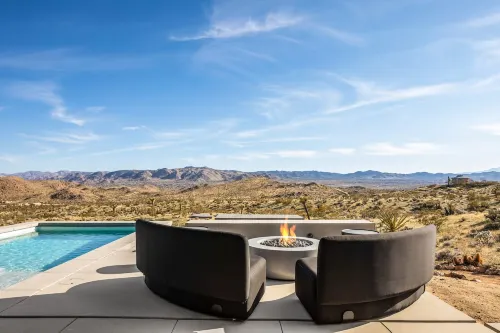 Breathtaking Pool with Desert Views - Exquisite Wellness Retreat
