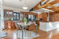 Gas Fireplace and Easy Ski Access - Spacious Charming Townhome