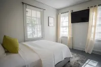 Modern Comforts and Convenient Access to Parks - Charming Haven