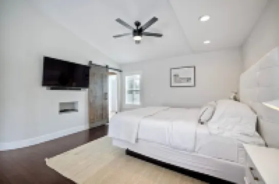 Swimming Pool, Pickleball Courts, and Volleyball Court - Luxurious Coastal Haven