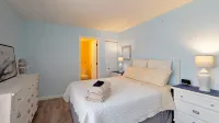 Indoor Pool and Beach Proximity - Stunning Coastal Escape Hoteles en Old Orchard Beach