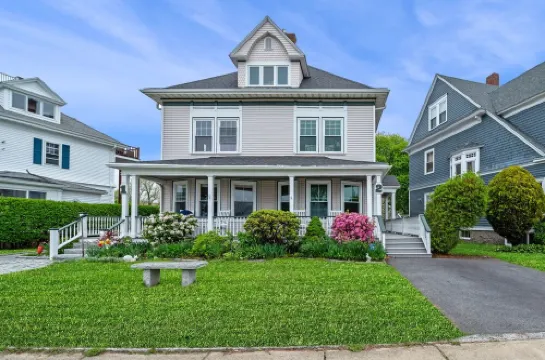 3BR Oceanview Townhouse on Boulevard I Walk to downtown l Sleeps 8