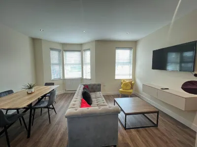 Vibrant and Cosy London Apartment 南克羅伊登住宿飯店