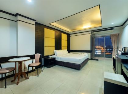 더 레거시 호텔