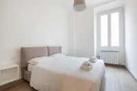 EasyTopStay - Moscova Modern Apartment サン・マルコのホテル