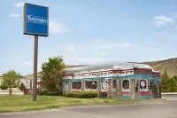 Travelodge by Wyndham Alpine Hotels in Alpine