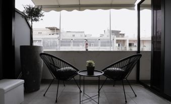 Luxury Suites with Jacuzzi by Sea&TheCity