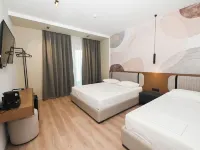 Monun Hotel Hotels in Saranda