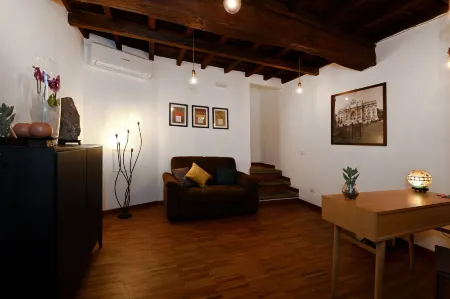 Residenze Romanae - Vicolo 22 Отели рядом с достопримечательностью «Rione Parione»