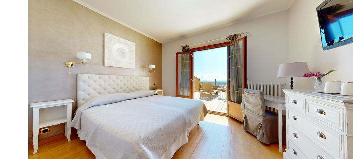 La Petite Auberge โรงแรมในวาร์