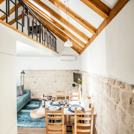 Townhouse Lucia
